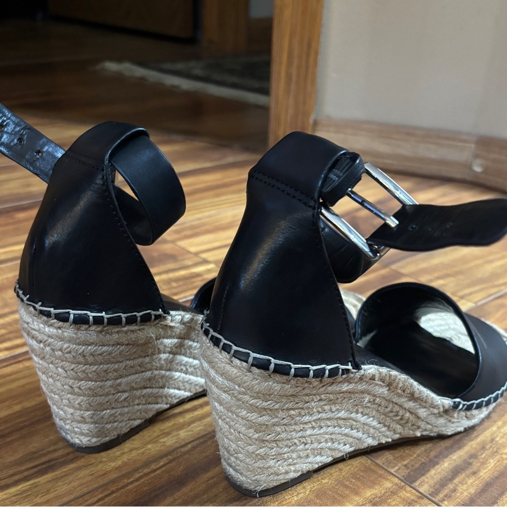 Vince Camuto Leera Black Wedge Sandals - Picture 4 of 4